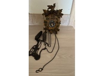 Black Forest Coo Coo Clock With Pinecones And Chain