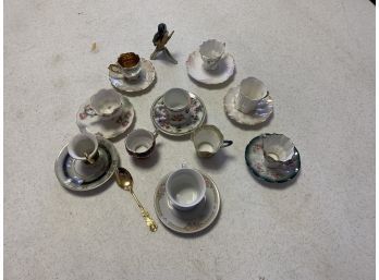 Teacups & Saucers, Goebel Bird. Some Damage