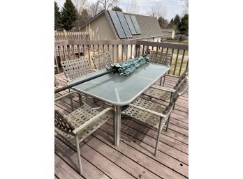 Patio With 6 Chairs And Umbrella With Metal Stand