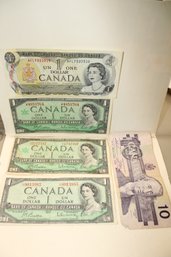 Coins - Circulated - Canadian Paper Currency  Miscellaneous Years- 4  $1 Bills And  1  $10, Bank Of Canada