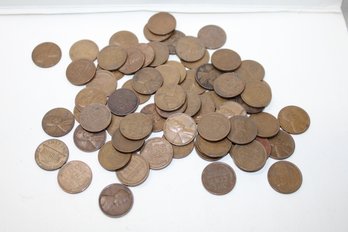 Coins - Circulated 65 (Approx) Lincoln Wheatback Pennies In A Bag, See Pictures For Condition