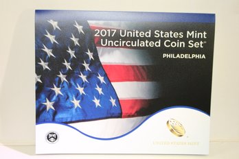 Coins - Un-Circulated - 2017 'P' & 'D' Coin Set  Mint Packaged - 1, 5, 10, 25, 50, $1 ($5.82 Face Value) (#2)