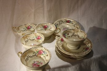 4 Vintage  Continental Ivory Tea Cups And Saucers Germany 18