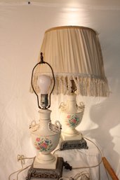 2 Working Vintage Ceramic Boudoir /dresser Lamps,footed Metal Base 22'x 6', Swan Handles, 1 Shade Only Floral