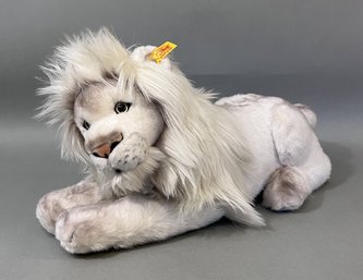 Large Plush Steiff Lion