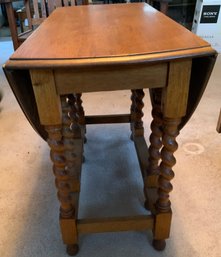 Oak Oval Gate Leg Table