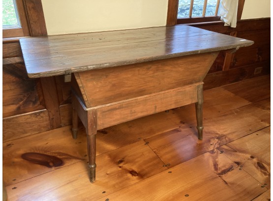 Antique American Country Pine Dough Table, Turned Legs, 19th C.