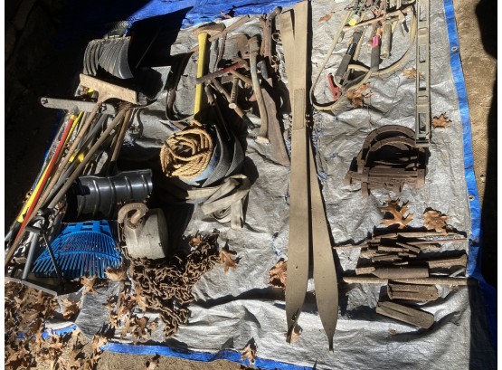 Large Estate Group 'Barn Found' Tools, Hardware, Miscellaneous Items