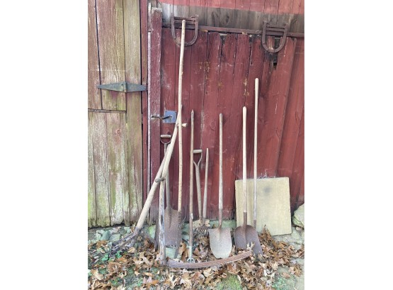 Estate Group Ten 'Barn Found' Vintage/Antique Garden, Hand & Other Long Handled Tools
