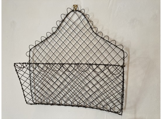 Folky Woven Wire Hanging Rack/Holder