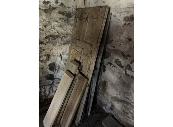 'Barn Found' Estate Group Doors, Antique/Vintage Lumber, Cast Iron Jacks, Roofing Brackets