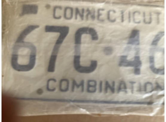 Set Vintage Connecticut Automobile License Plates