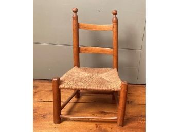 Nice Antique American Maple/Hickory Bannister Back Youth Chair, 18th C.