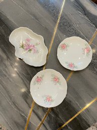 Tiny Dishes  Lot Of 3