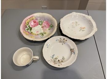 Set Of 4 Vintage Dishes