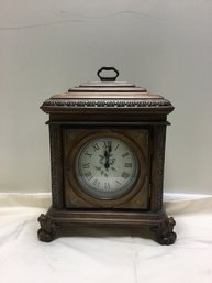 Battery Operated  Mantle Clock Untested