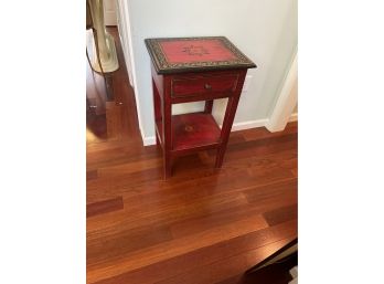 14x18x30 Accent Table